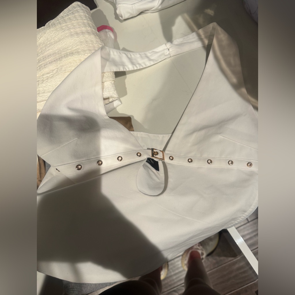 White Fox White Top